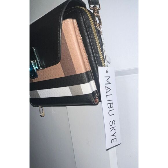 NWT Malibu Skye Olivia Multi-Compartment Wallet Crossbody Bag Vegan Leather - Picture 3 of 12